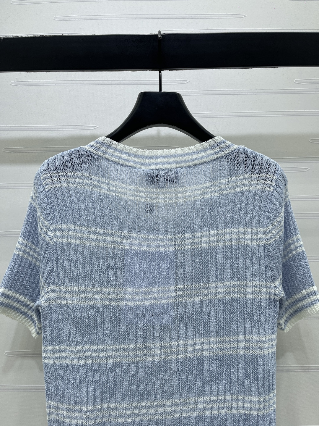 Women's short sleeves